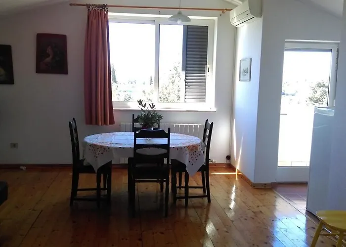 Elinor 2 Διαμέρισμα *