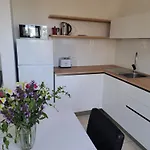 Elinor 2 Apartmán *