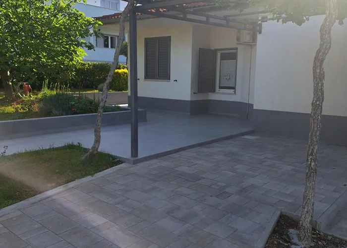 Elinor 2 Apartmán
